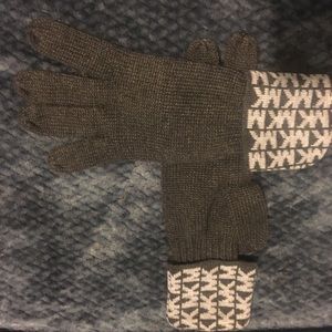 Authentic Michael Kors Gloves